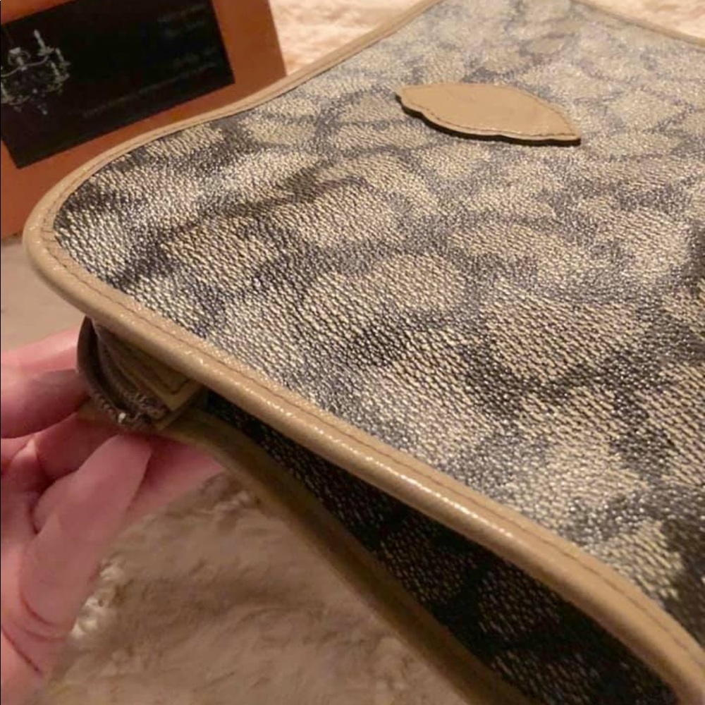 Saint Laurent cosmetic bag - Picture 3 of 7